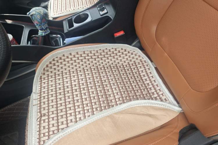 Used CHANGAN OSHAN CX70 2016 1.6L Manual Luxury Model Left Front Seat