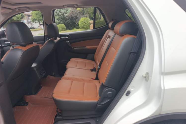 Used CHANGAN OSHAN CX70 2016 1.6L Manual Luxury Model Left Rear Seat