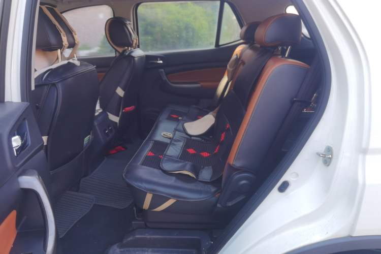 Used CHANGAN OSHAN CX70 2016 1.6L Manual Luxury Model Left Rear Seat