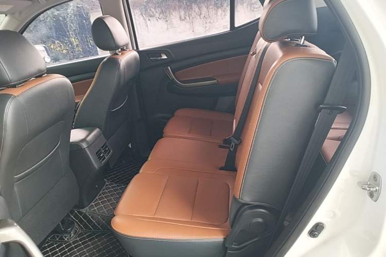 Used CHANGAN OSHAN CX70 2016 1.6L Manual Luxury Model Left Rear Seat