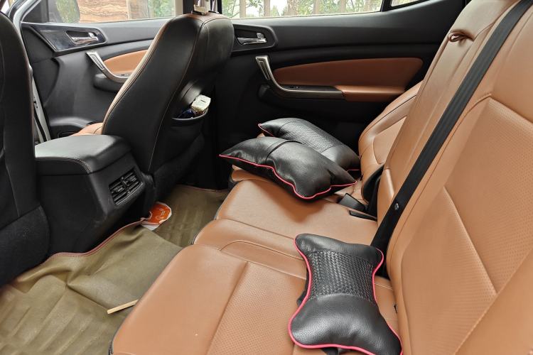 Used CHANGAN OSHAN CX70 2016 1.6L Manual Luxury Model Left Rear Seat