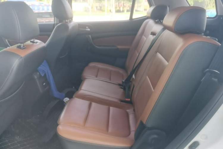 Used CHANGAN OSHAN CX70 2016 1.6L Manual Luxury Model Left Rear Seat