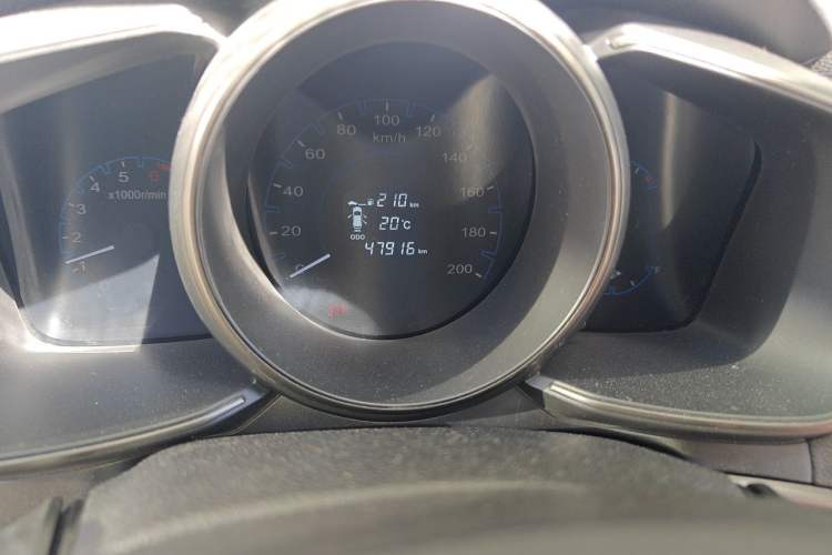Used CHANGAN OSHAN CX70 2016 1.6L Manual Luxury Model Odometer Close Up