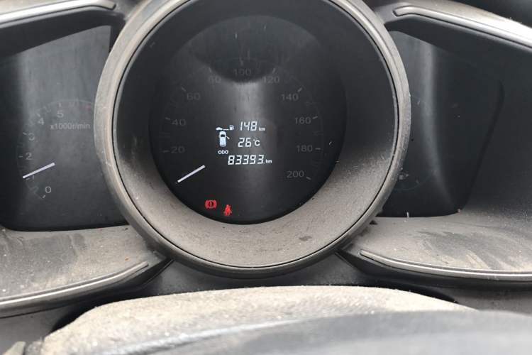 Used CHANGAN OSHAN CX70 2016 1.6L Manual Luxury Model Odometer Close Up