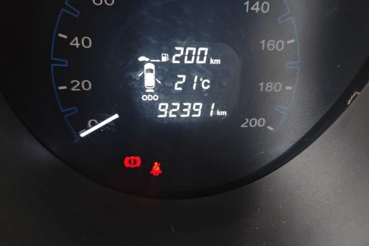 Used CHANGAN OSHAN CX70 2016 1.6L Manual Luxury Model Odometer Close Up