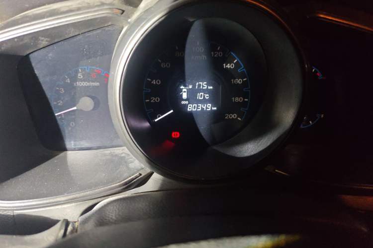 Used CHANGAN OSHAN CX70 2016 1.6L Manual Luxury Model Odometer Close Up