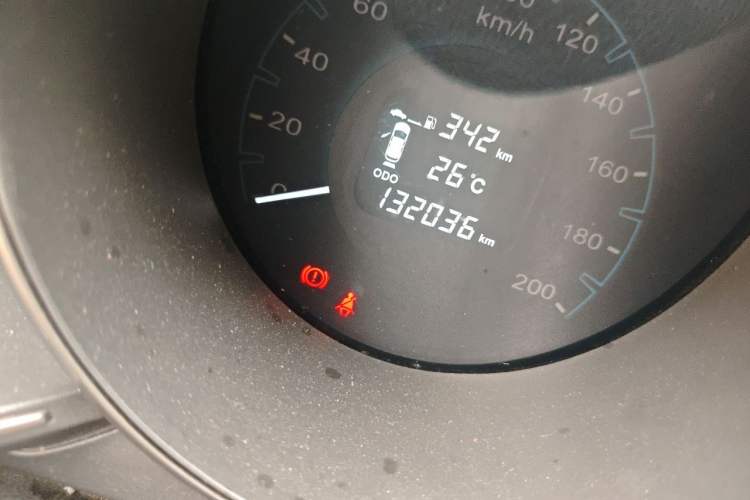 Used CHANGAN OSHAN CX70 2016 1.6L Manual Comfort Model Odometer Close Up