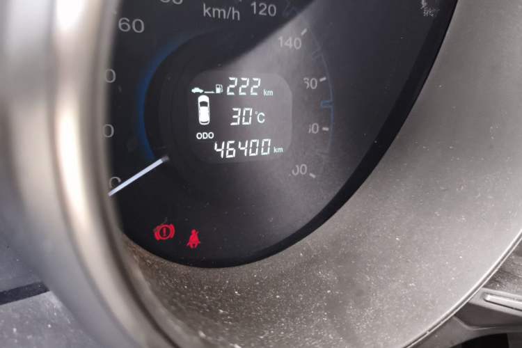 Used CHANGAN OSHAN CX70 2016 1.6L Manual Luxury Model Odometer Close Up