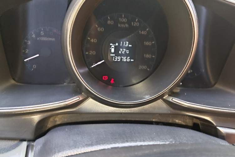 Used CHANGAN OSHAN CX70 2016 1.6L Manual Luxury Model Odometer Close Up