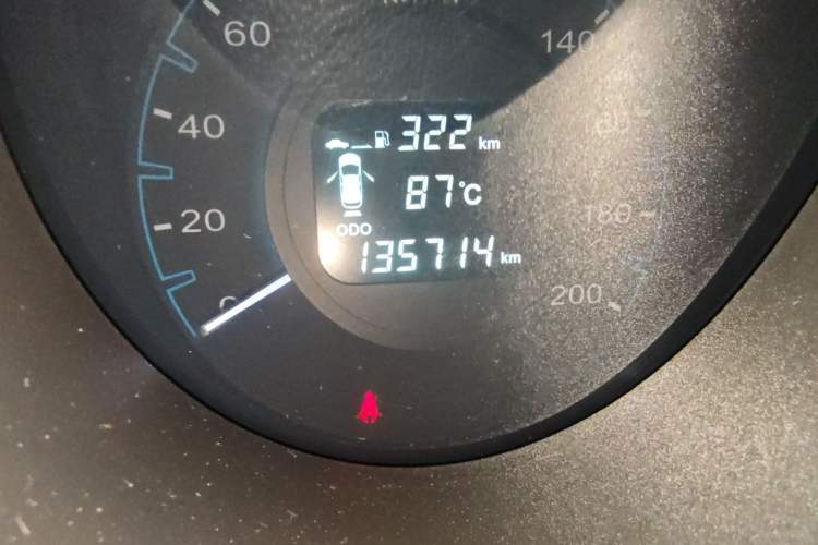 Used CHANGAN OSHAN CX70 2016 1.6L Manual Luxury Model Odometer Close Up