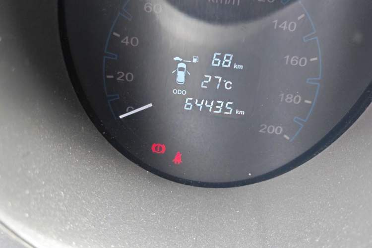 Used CHANGAN OSHAN CX70 2016 1.6L Manual Comfort Model Odometer Close Up