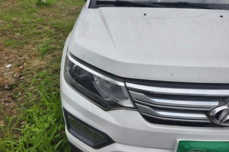 Used CHANGAN OSHAN CX70 2016 1.6L Manual Luxury Model Right Front Headlight