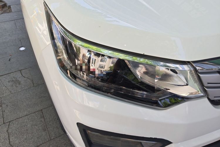 Used CHANGAN OSHAN CX70 2016 1.6L Manual Luxury Model Right Front Headlight