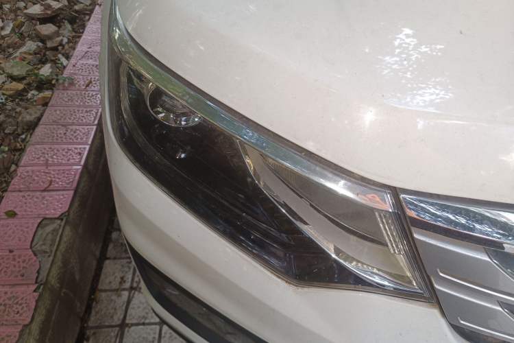 Used CHANGAN OSHAN CX70 2016 1.6L Manual Luxury Model Right Front Headlight