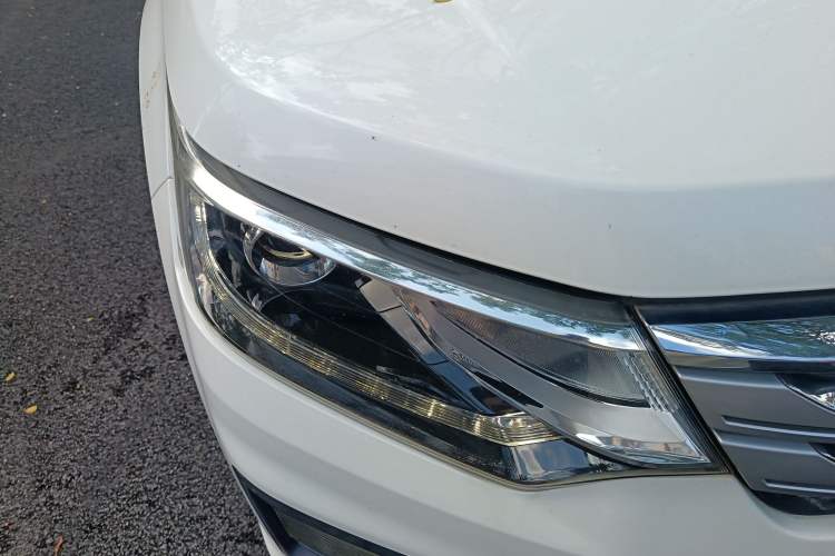 Used CHANGAN OSHAN CX70 2016 1.6L Manual Luxury Model Right Front Headlight