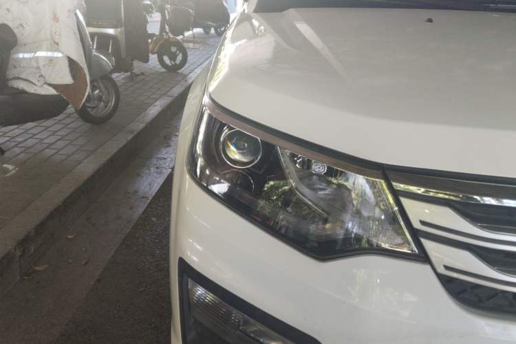 Used CHANGAN OSHAN CX70 2016 1.6L Manual Sport Model Right Front Headlight