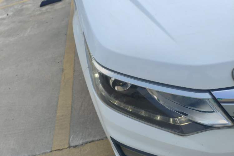 Used CHANGAN OSHAN CX70 2016 1.6L Manual Luxury Model Right Front Headlight
