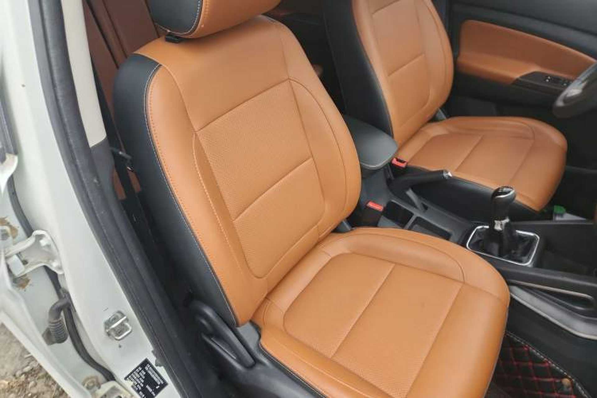 Used CHANGAN OSHAN CX70 2016 1.6L Manual Luxury Model Right Front Seat