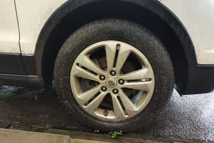 Used CHANGAN OSHAN CX70 2016 1.6L Manual Smart Connect Version Right Front Wheel Hub