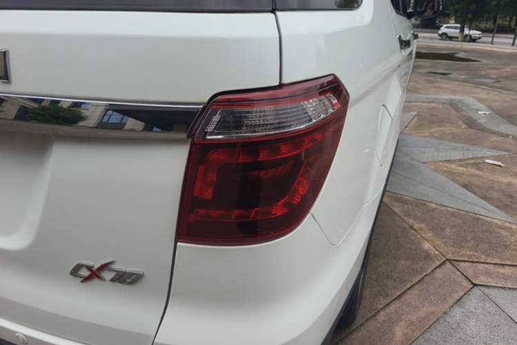 Used CHANGAN OSHAN CX70 2016 1.6L Manual Luxury Model Right Rear Taillight