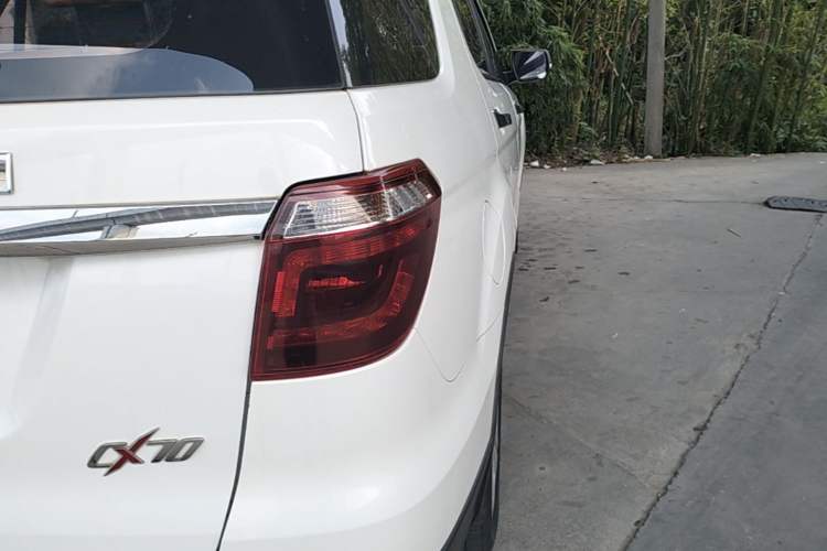 Used CHANGAN OSHAN CX70 2016 1.6L Manual Luxury Model Right Rear Taillight