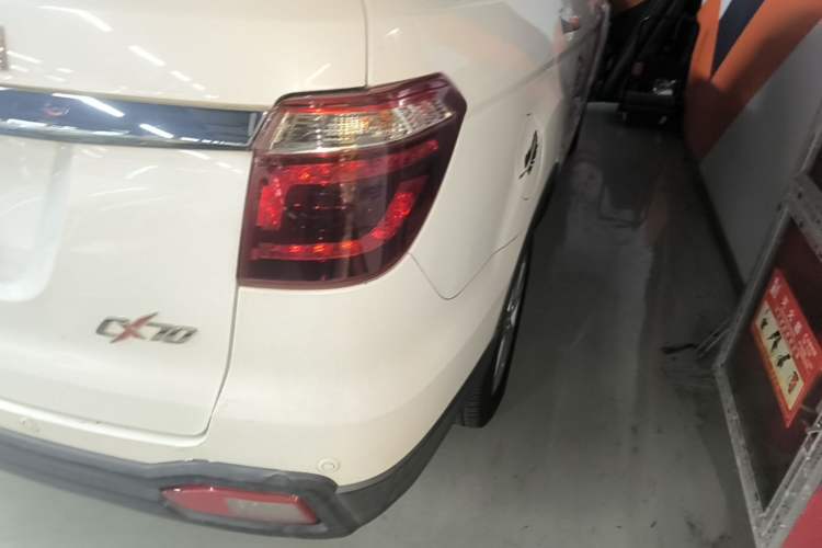Used CHANGAN OSHAN CX70 2016 1.6L Manual Luxury Model Right Rear Taillight
