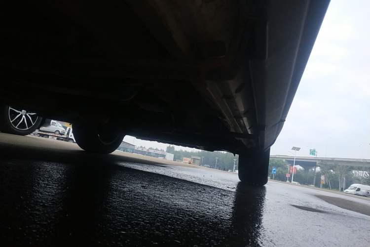 Used CHANGAN OSHAN CX70 2016 1.6L Manual Comfort Model Right Side Sill