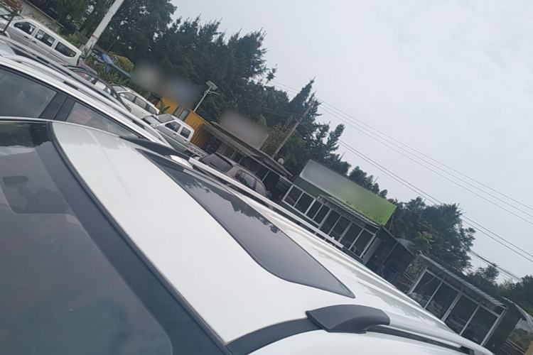Used CHANGAN OSHAN CX70 2016 1.6L Manual Luxury Model Roof