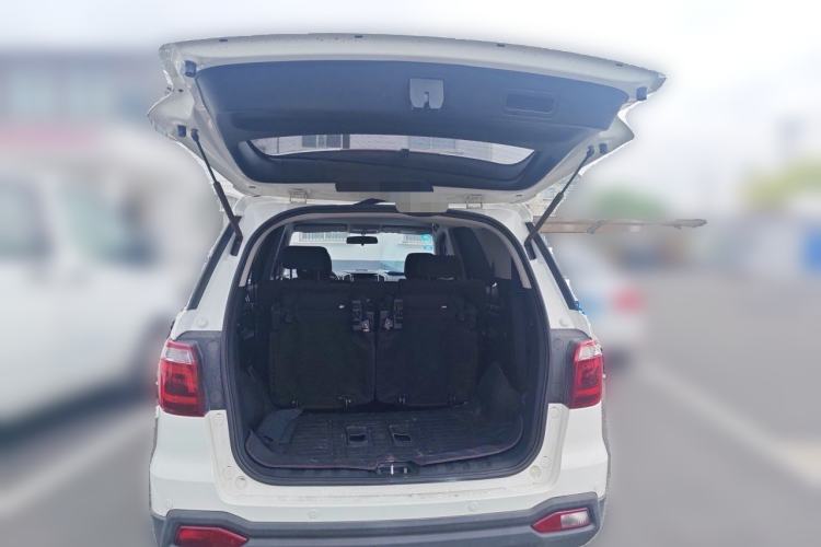 Used CHANGAN OSHAN CX70 2016 1.6L Manual Comfort Model Trunk