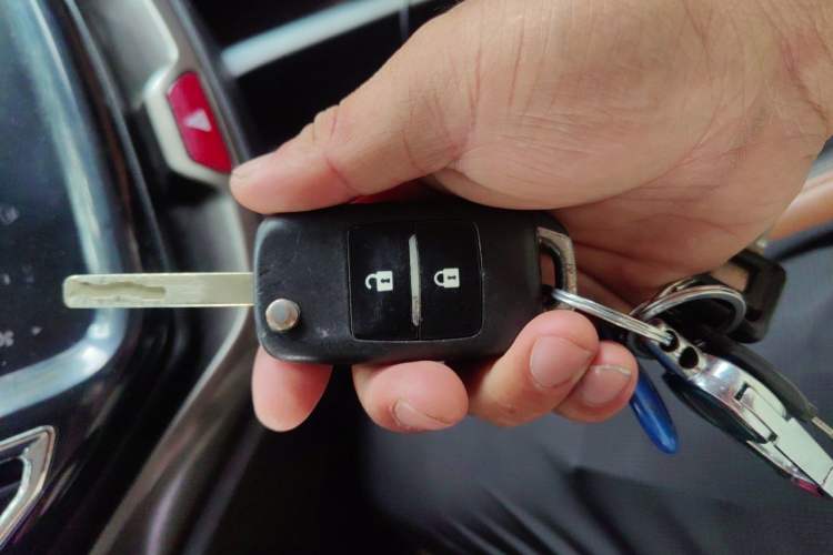 Used CHANGAN OSHAN CX70 2016 1.6L Manual Luxury Model Vehicle Key