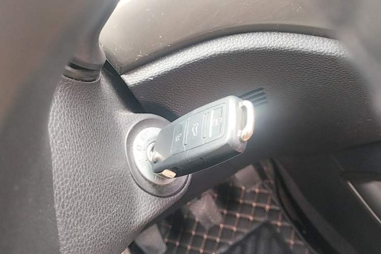 Used CHANGAN OSHAN CX70 2016 1.6L Manual Luxury Model Vehicle Key