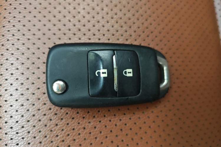 Used CHANGAN OSHAN CX70 2016 1.6L Manual Luxury Model Vehicle Key