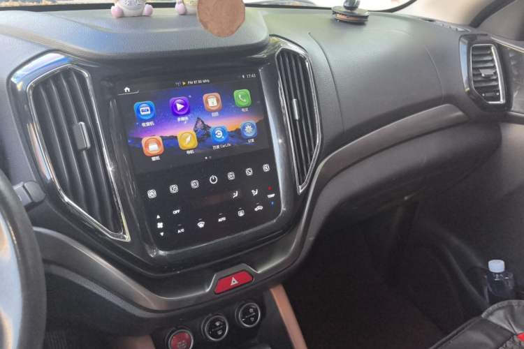 Used CHANGAN OSHAN CX70 2017 CX70T 1.5T Automatic Zunqing Edition Audio And AC Panel