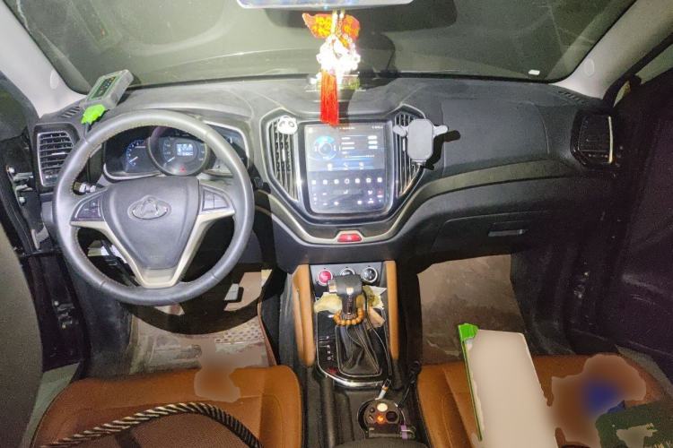 Used CHANGAN OSHAN CX70 2017 CX70T 1.5T Automatic Luxury Edition Center Console