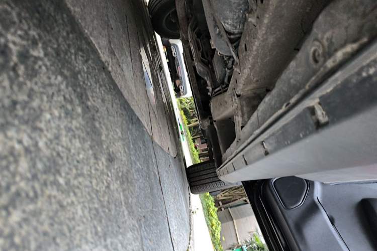 Used CHANGAN OSHAN CX70 2017 CX70T 1.5T Manual High-Performance Edition Chassis Rear Right