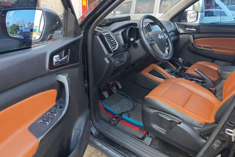 Used CHANGAN OSHAN CX70 2017 CX70T 1.5T Manual High-Performance Edition Driver Seat