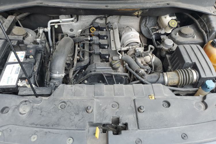 Used CHANGAN OSHAN CX70 2017 Facelifted CX70T 1.5T Manual High-Performance Edition Engine Bay