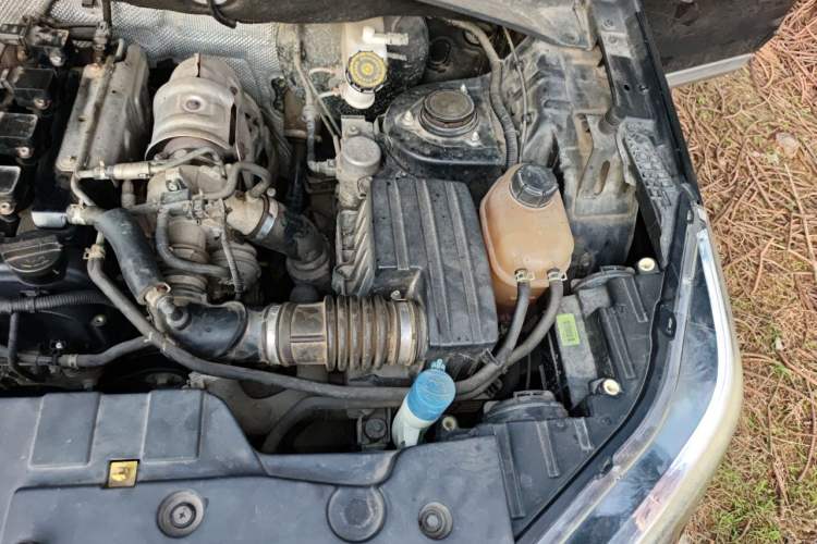 Used CHANGAN OSHAN CX70 2017 CX70T 1.5T Automatic Zunqing Edition Engine Bay Left