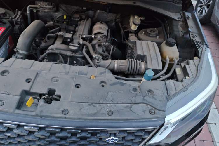 Used CHANGAN OSHAN CX70 2017 Facelifted CX70T 1.5T Manual High-Performance Edition Engine Bay Left