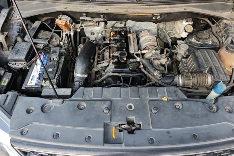 Used CHANGAN OSHAN CX70 2017 CX70T 1.5T Automatic Zunqing Edition Engine Bay