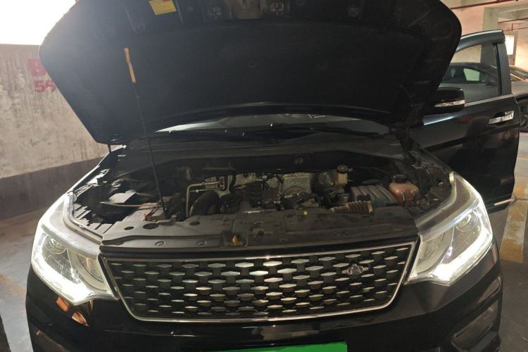 Used CHANGAN OSHAN CX70 2017 CX70T 1.5T Automatic Zunqing Edition Engine Bay