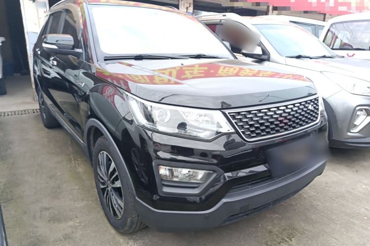 Used CHANGAN OSHAN CX70 2017 Facelifted CX70T 1.5T Manual High-Performance Edition Exterior 2