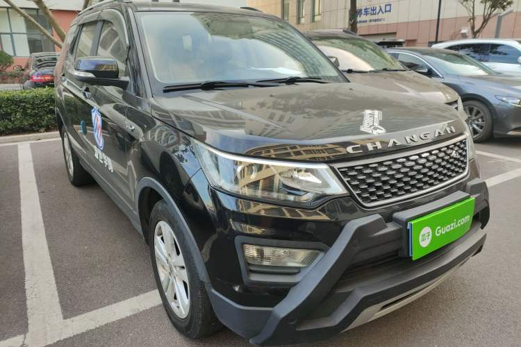 Used CHANGAN OSHAN CX70 2017 CX70T 1.5T Automatic Luxury Edition Front Right 45 Deg