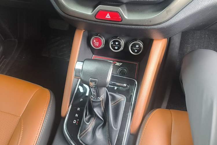 Used CHANGAN OSHAN CX70 2017 CX70T 1.5T Automatic Zunqing Edition Gear Lever