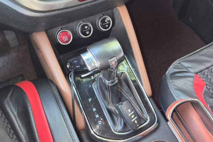 Used CHANGAN OSHAN CX70 2017 CX70T 1.5T Automatic Zunqing Edition Gear Lever