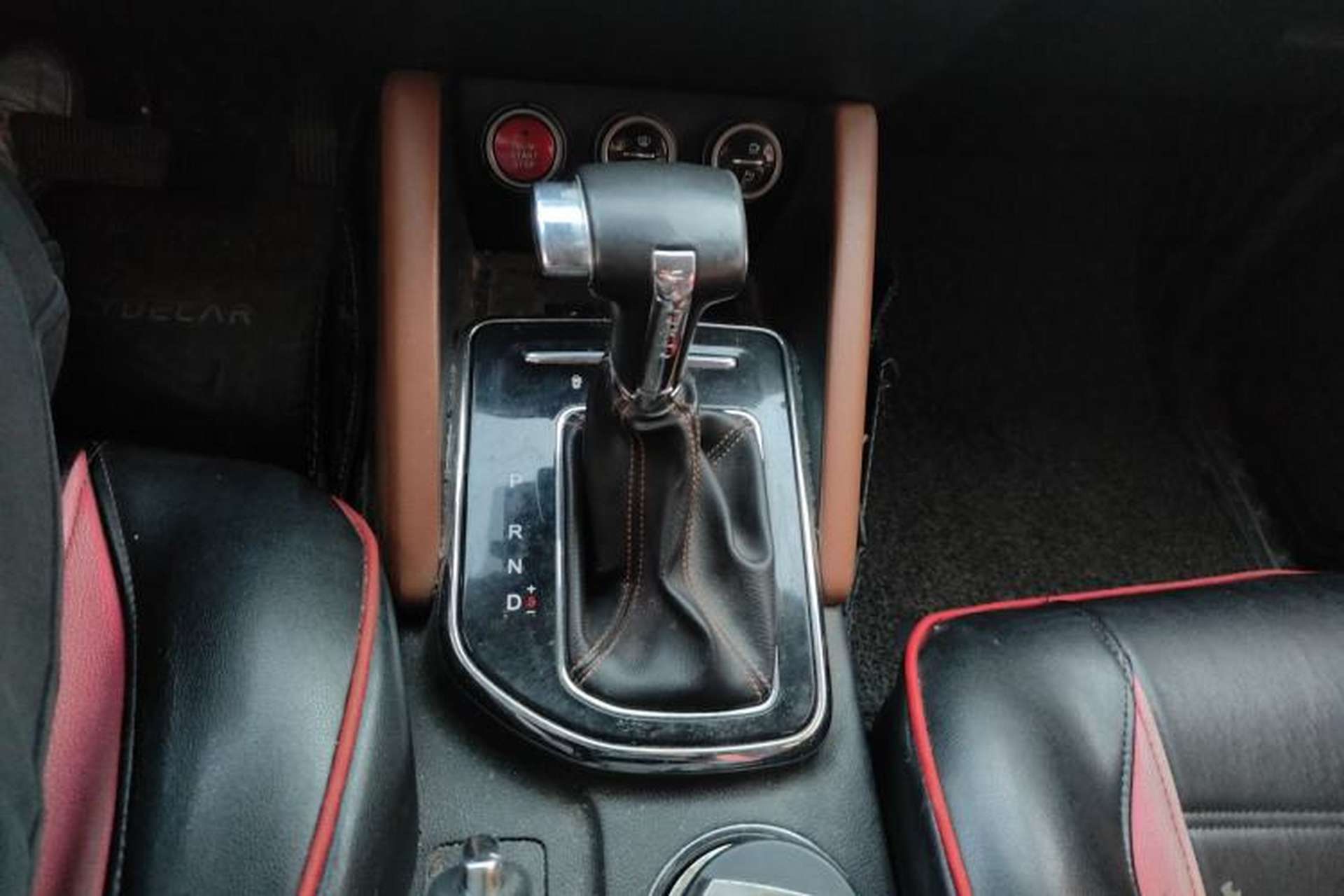 Used CHANGAN OSHAN CX70 2017 CX70T 1.5T Automatic Zunqing Edition Gear Lever