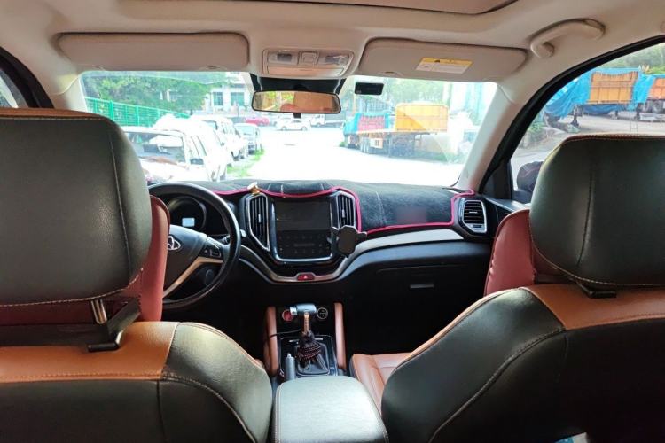 Used CHANGAN OSHAN CX70 2017 CX70T 1.5T Automatic Zunqing Edition Headliner