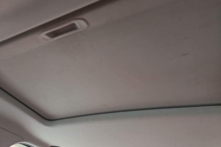 Used CHANGAN OSHAN CX70 2017 Facelifted CX70T 1.5T Manual High-Performance Edition Headliner