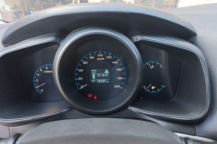 Used CHANGAN OSHAN CX70 2017 CX70T 1.5T Manual High-Performance Edition Instrument Cluster