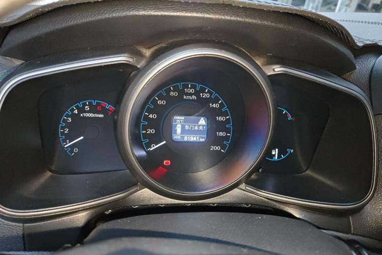 Used CHANGAN OSHAN CX70 2017 Facelifted CX70T 1.5T Manual High-Performance Edition Instrument Cluster